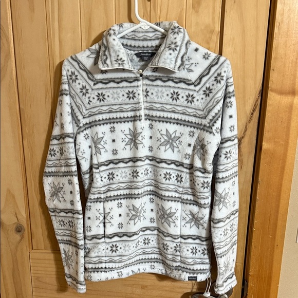 Eddie Bauer Snow Print White and Gray Patterned Sweater - Picture 1 of 7